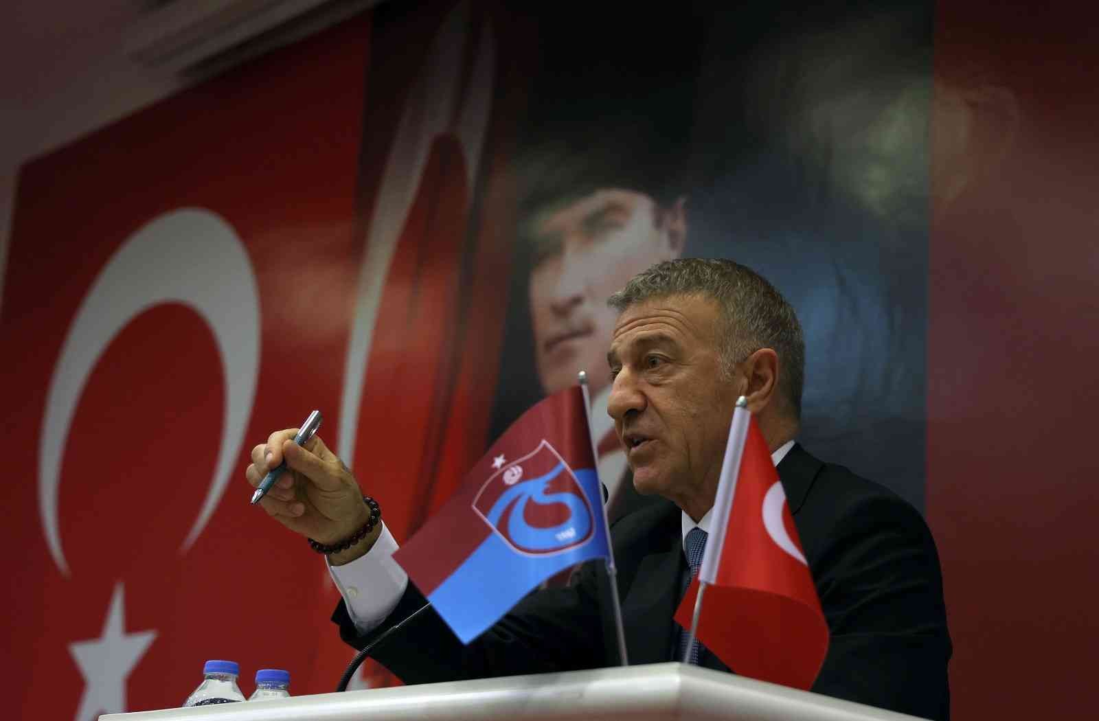 Ahmet Ağaoğlu: 