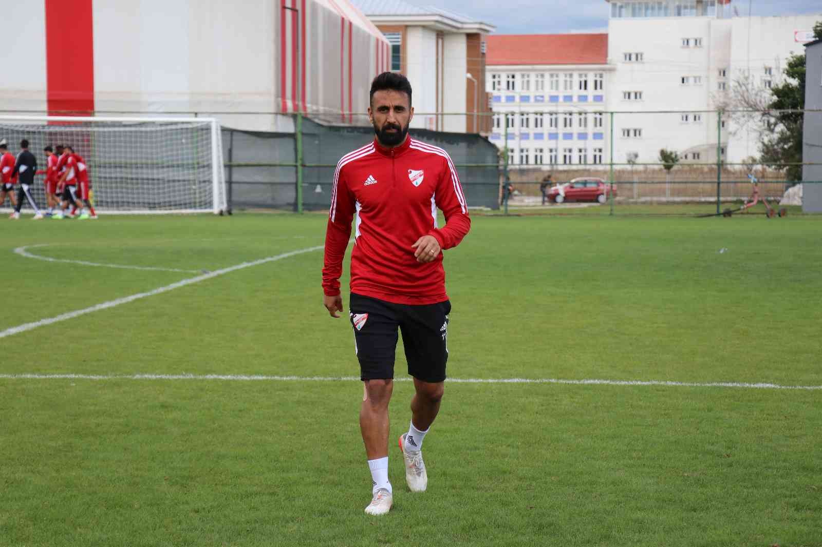 Boluspor kaptanı Karadeniz’in hedefi takımı üst lige çıkarmak