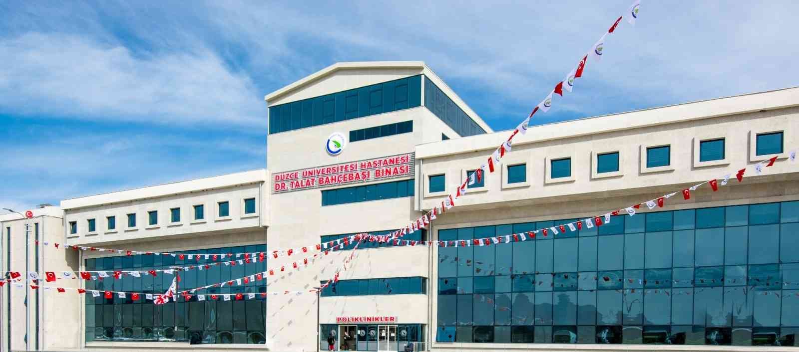 Düzce Üniversitesi Hastanesi 370 binden fazla hasta baktı