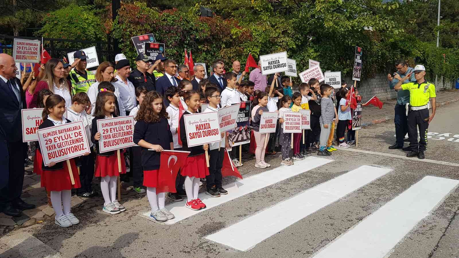 Karabük’te “Önce Yaya Uygulaması” farkındalık etkinliği düzenlendi