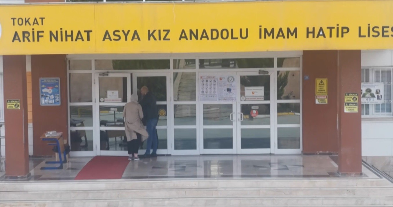 KPSS’yi saniyelerle kaçırdılar