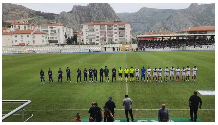 Suluova'daki Spor Tesisleri TFF Tarafından İncelendi. 