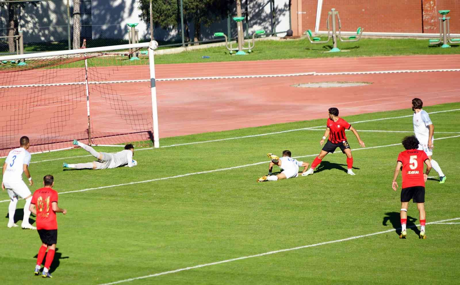 TFF 2. Lig: GMG Kastamonuspor: 0 - Fethiyespor: 0