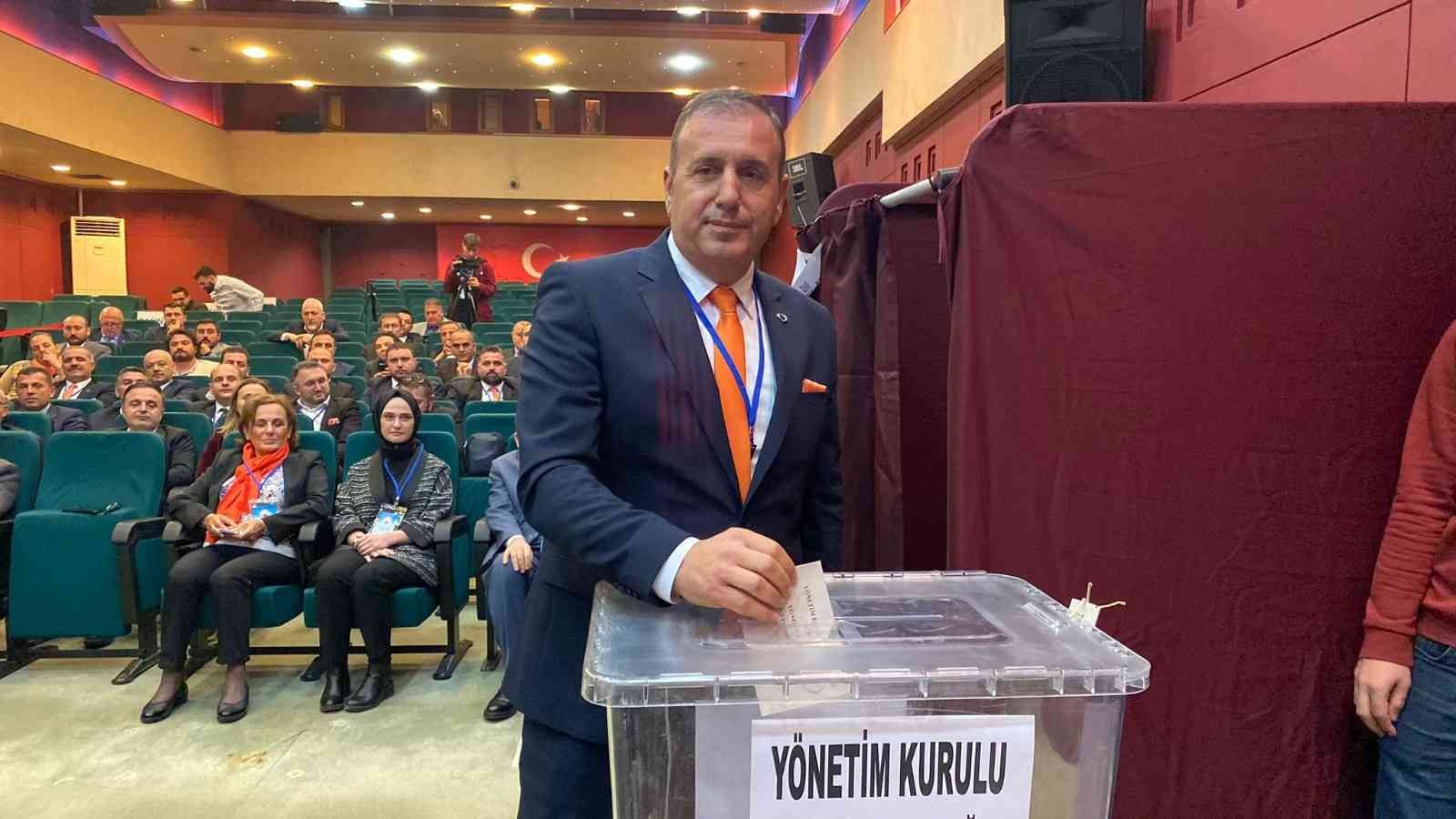 TTSO’da yönetim değişti, Erkut Çelebi yeni başkan oldu