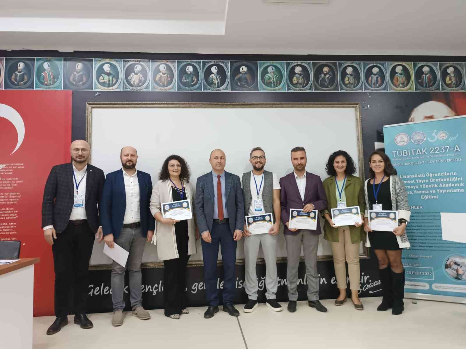 Türkçe Eğitimi Anabilim Dalı TÜBİTAK 2237-A Projesini başarıyla tamamlandı