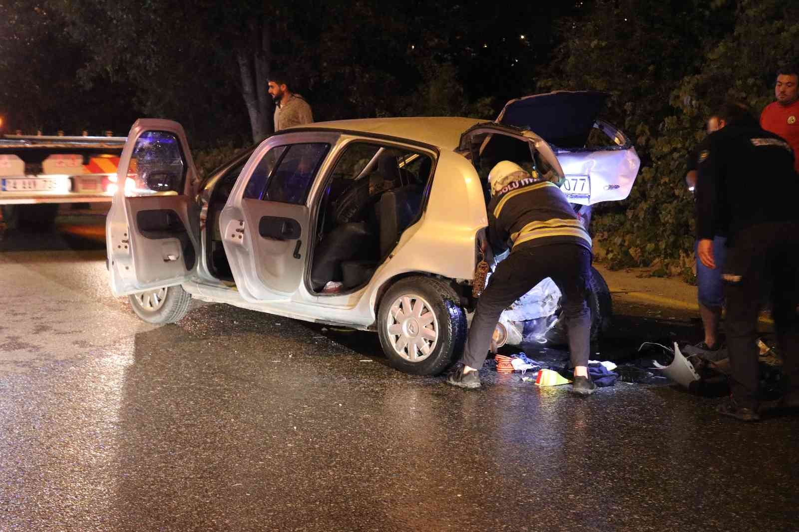 Uygulamadan kaçan alkollü sürücü kazaya neden oldu: 4 yaralı